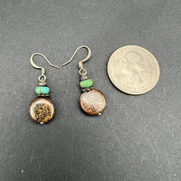 Brown Stone Dangle Pierced Earrings Green‎ Stone Accent Silver Tone Drop - Picture 7 of 8